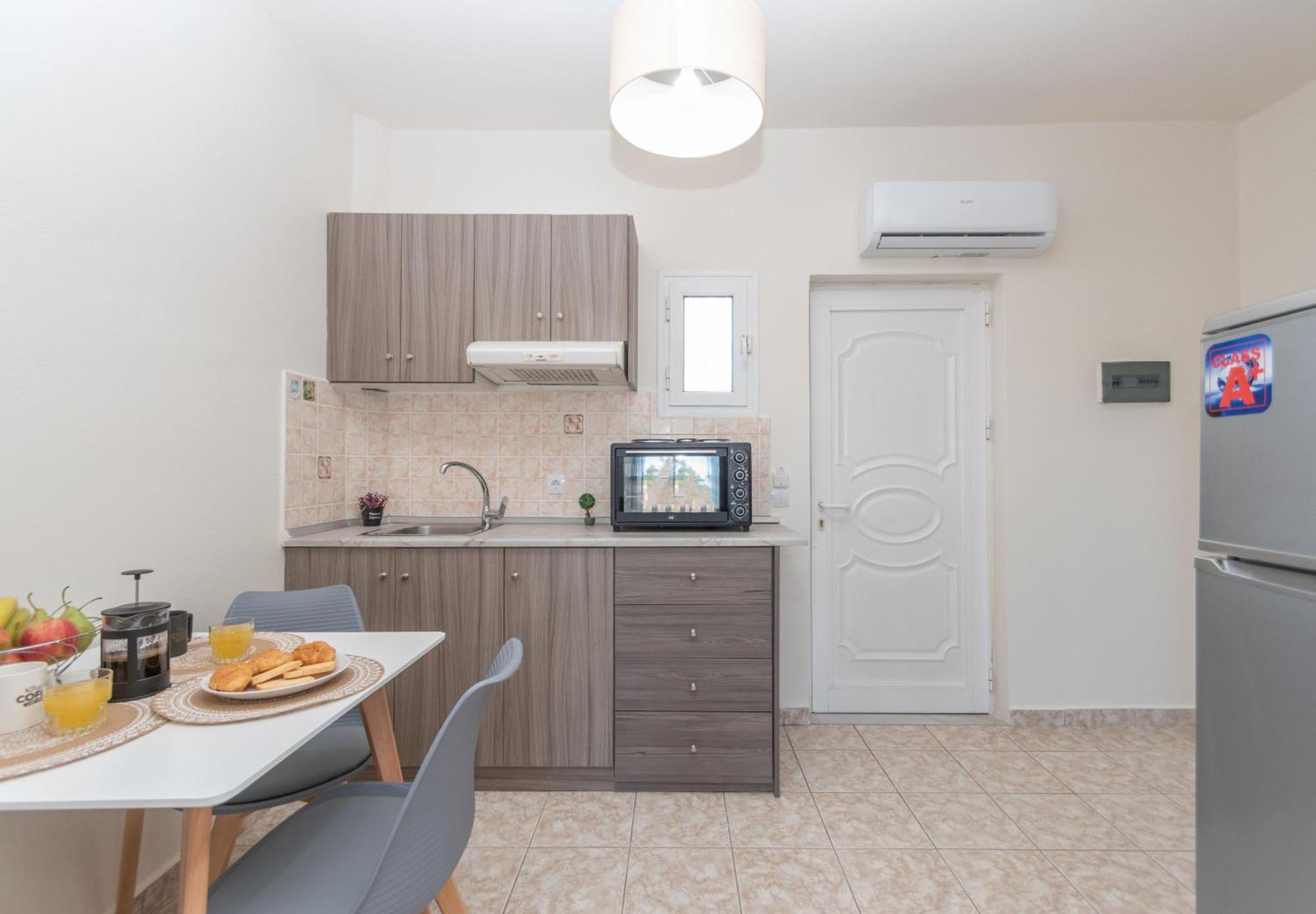 Kamara Apartments Alykanas  Extérieur photo